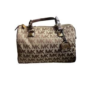 Michael Kors Signature Print - Large Tote Handbag Purse *NEW* with Dustbag